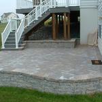 EP Henry patio and walkway installations to help you expand your outdoor living space.  Coventry I seat wall and patio.